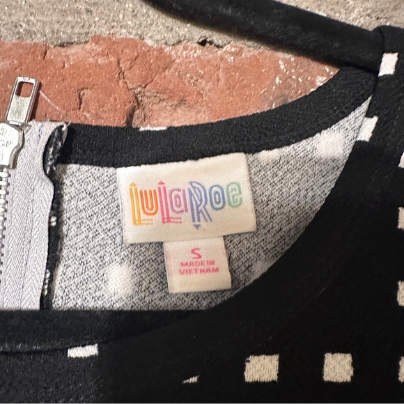 LuLaRoe Amelia Black & White Square Pattern A-line Dress Small Pleated Pockets - Picture 3 of 14